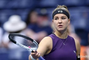 爱游戏-科维托娃回归赛场，爆冷首场状态亮眼，公牛观众沸腾！的简单介绍