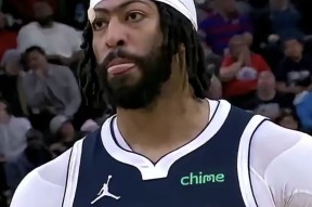 爱游戏体育-包含浓眉哥连续十二场比赛得分超过势不可挡，湖人挑战极限！的词条