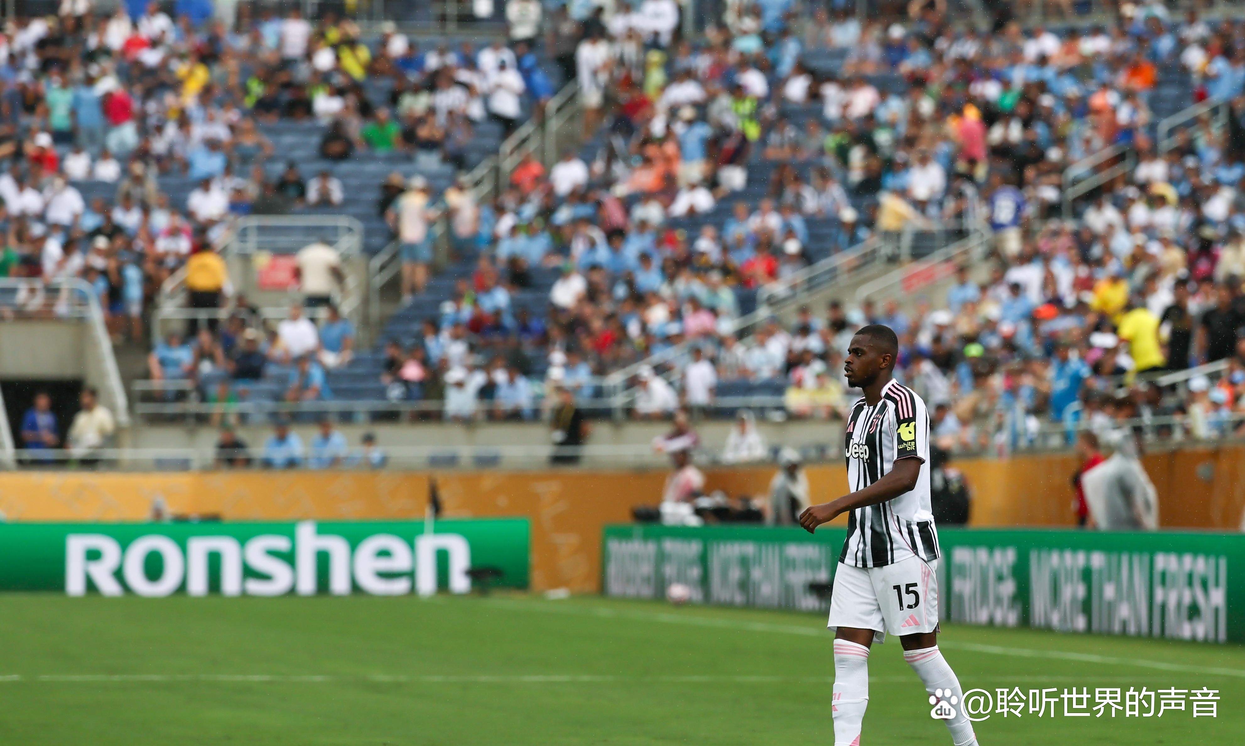 包含今晚世俱杯传出新动向；利物浦战术微调；高层表态——底气十足；数据层面出现新趋势的词条